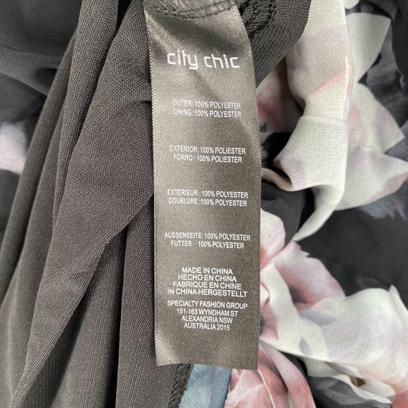 City Chic Women's V-neck Black Floral Print Dress - Picture 8 of 8